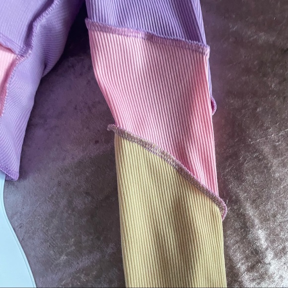SHEIN Pastel Tri Color Long Sleeve Crop Top Small - Picture 3 of 7